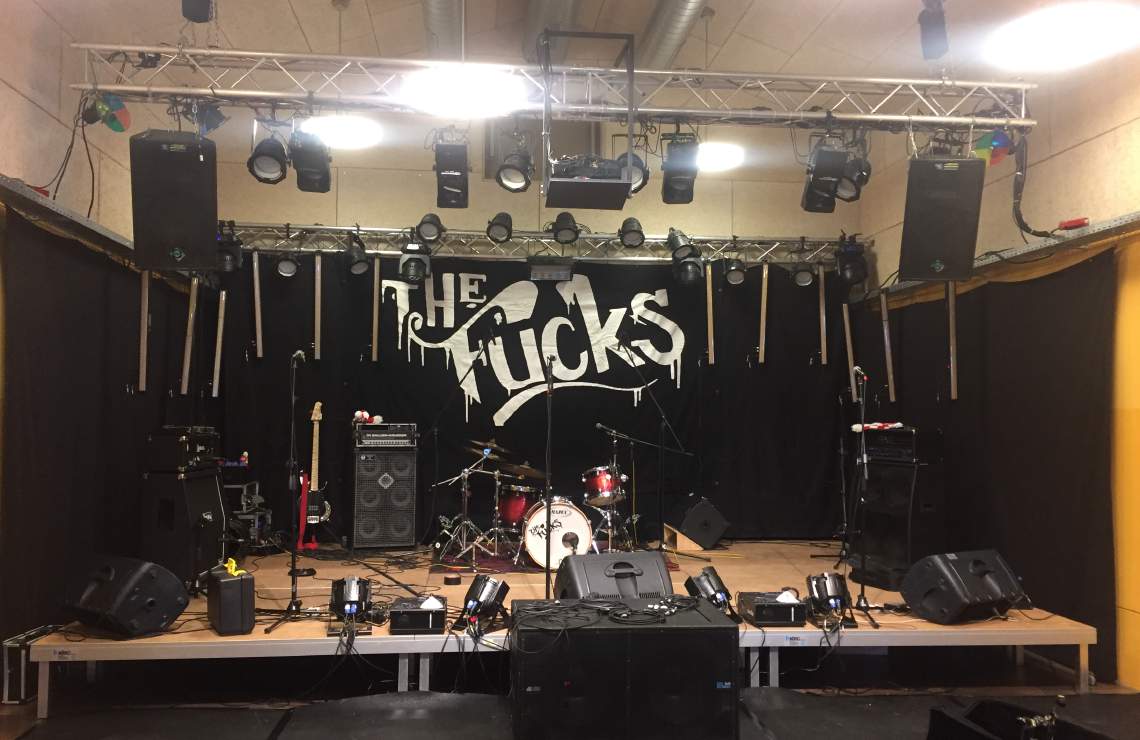 /event/19-fucks-1_hu1bb7ab6ec54291fef60188406ffb32d2_1918964_1140x740_fill_q65_box_center.JPG