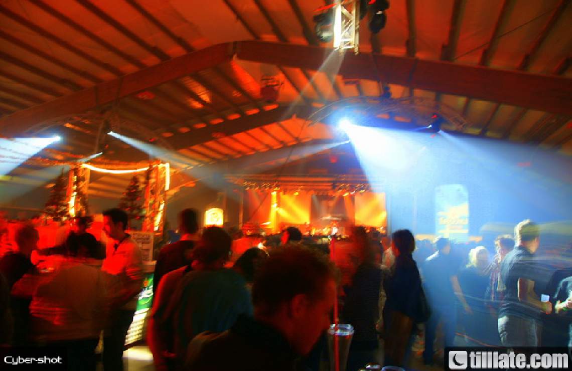 /event/Megaparty07_hue7458791aaa7a9a06f3a25c1043297fc_146298_1140x740_fill_q65_box_center.jpg
