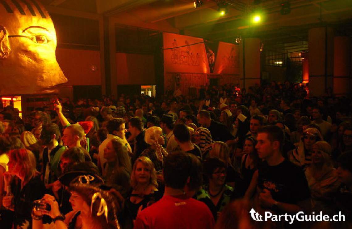 /event/moecke10_hu96c8dd0ecdf343611042f92788d74faa_64519_1140x740_fill_q65_box_center.jpg